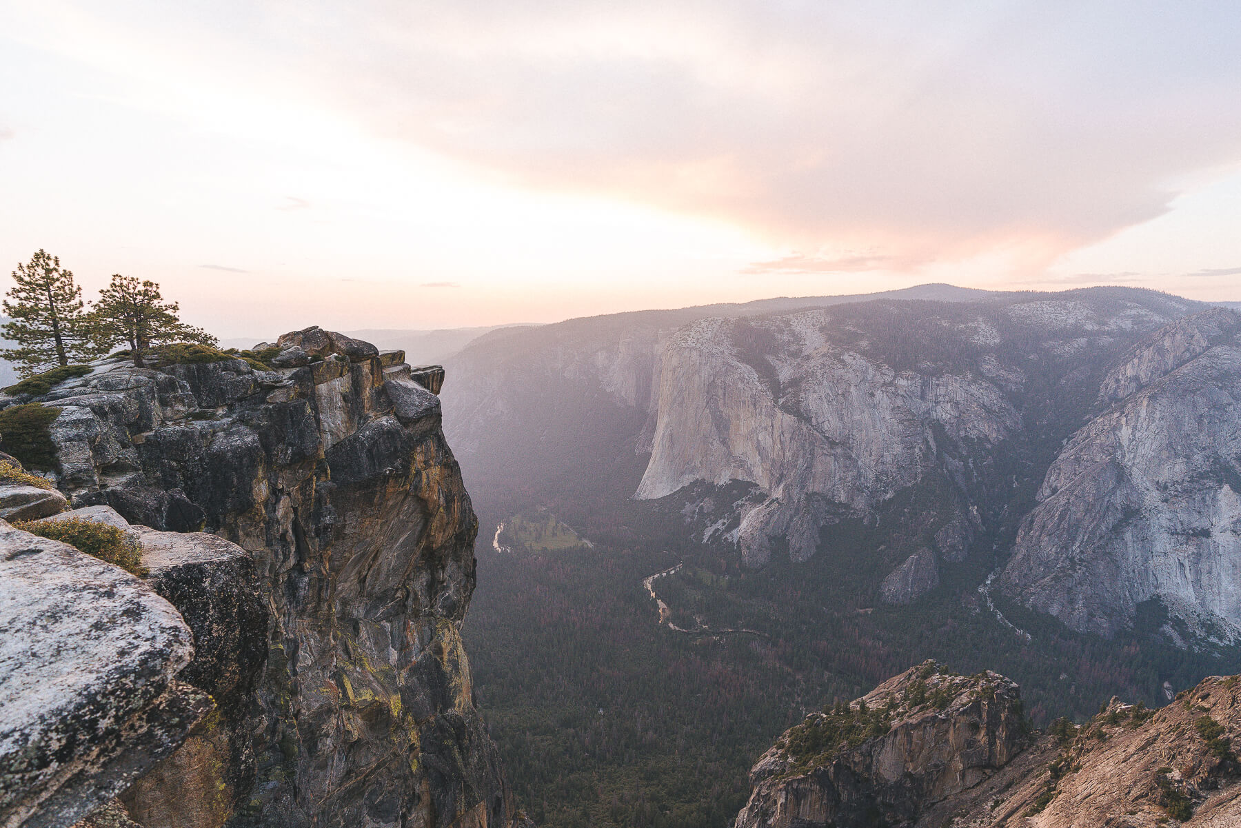 Taft Point: Our Favorite Sunset Spot in Yosemite